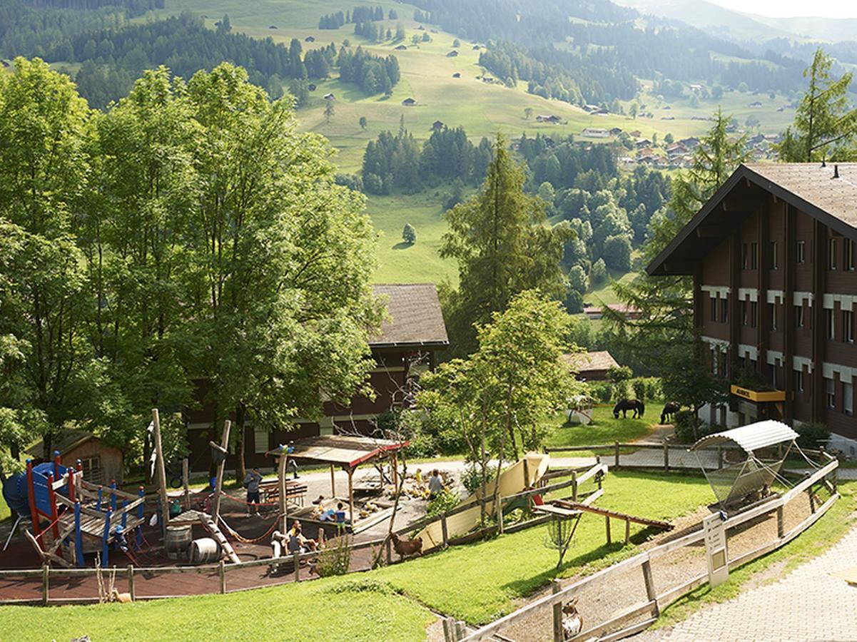 Reka-Feriendorf Lenk Hotel Luaran gambar